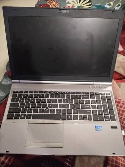 HP EliteBook 8560p Intel Core i5-2520M @ 2.50 GHz