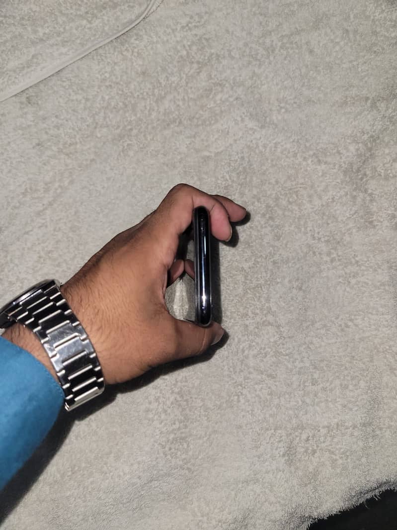 Apple iPhone X 2