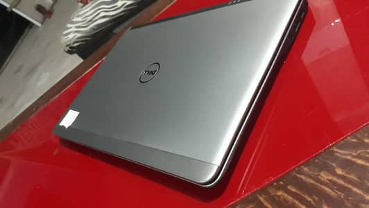 Dell Latitude ultrabook Core i5 4th Generation