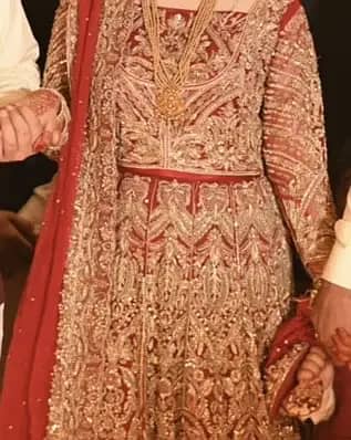 It is not branded lehnga. The model weight is 62kg and height is 5.2