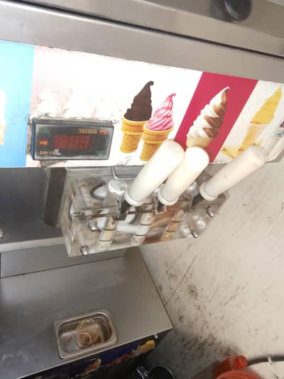 corn machine with slash machine