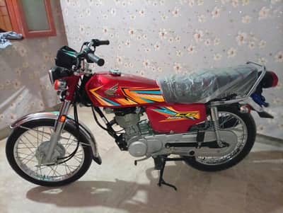 honda 125 full geniune nut to nut