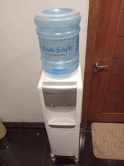 Sale Water Dispenser