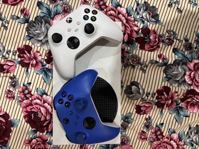 Xbox Series S 512GB Digital + 2 Original Controllers