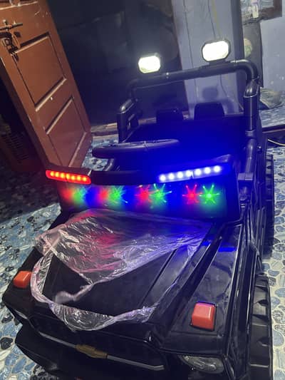 Kids jeep double battery operated, lights, music, usb , remote contrl
