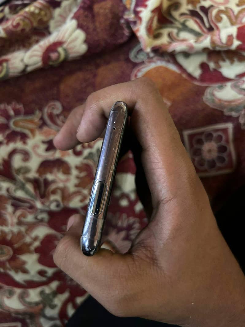 One Plus 7 Pro 3