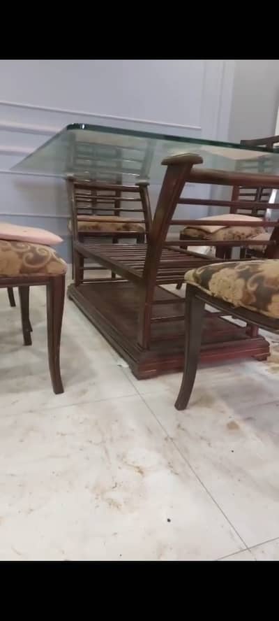 Dining table 6 seats