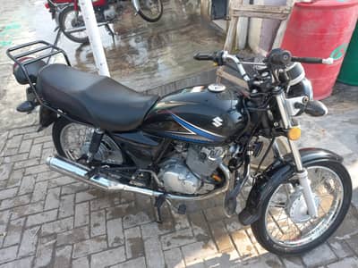SUZUKI 150 SALE GOOD CONDITION & HOME USE