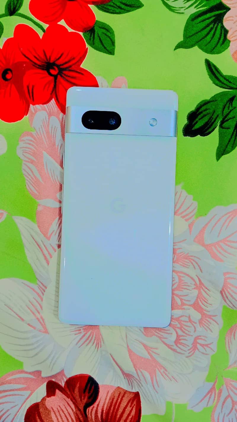 Google pixel 7a 4