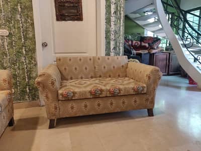 Brand New 6 seater sofa just 1 month used