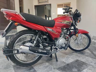 YAMAHA YB125Z