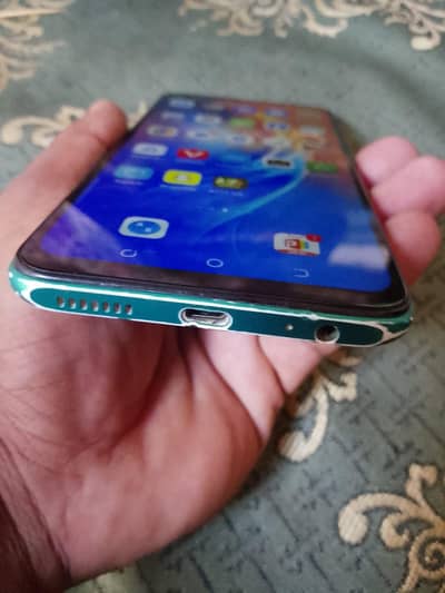 Tecno spark go