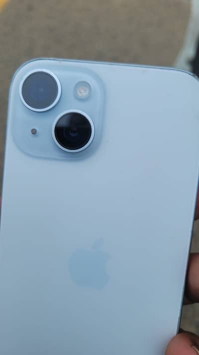 Apple iPhone 15