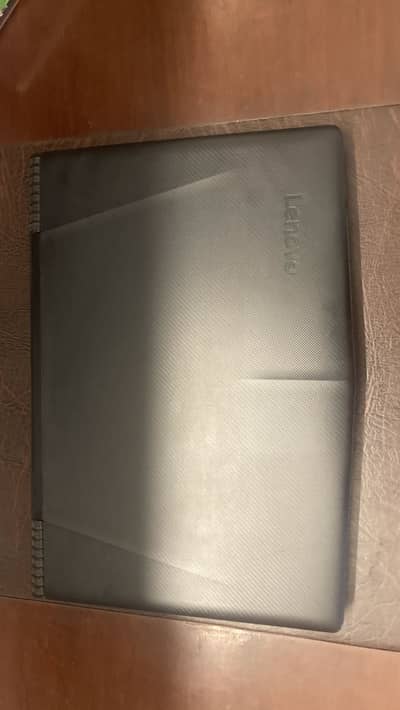 Lenovo legion y520
