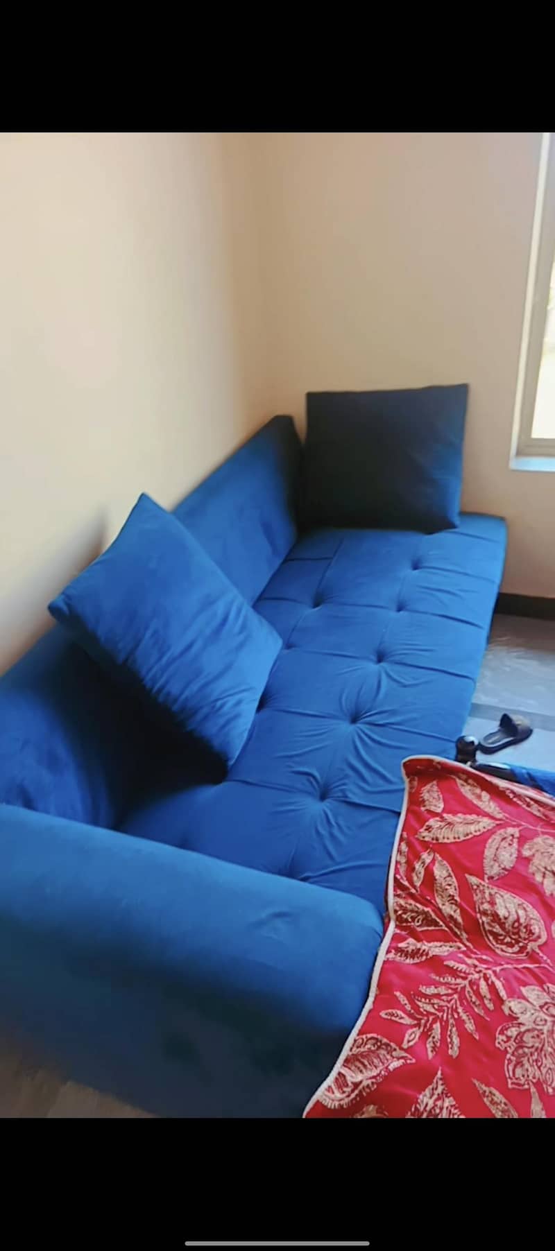 L shape sofa 2 chears teable 1