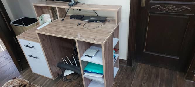 office table or study table