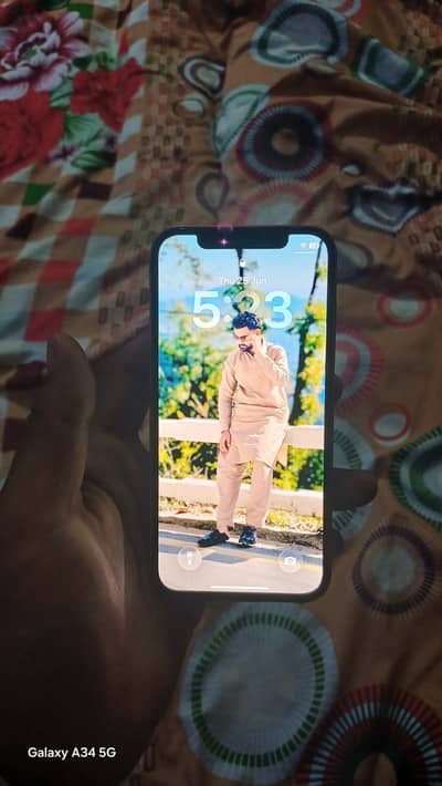 Apple iPhone 12