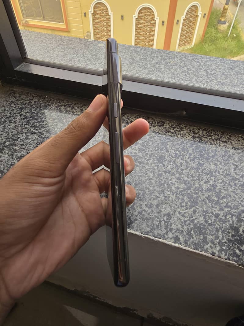 Pixel 7 pro(negotiable) 3