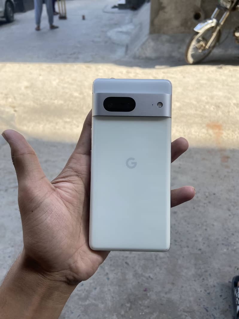 Google Pixel 7 1