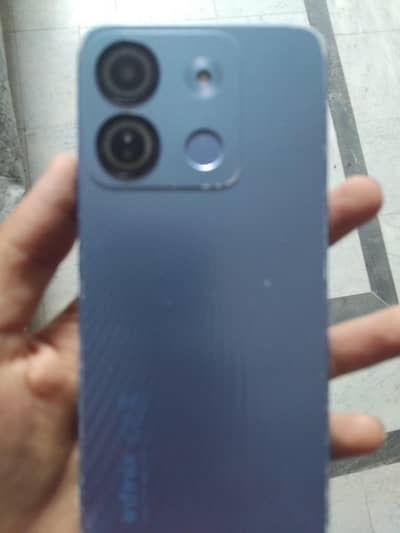 infinix. smart 7hd