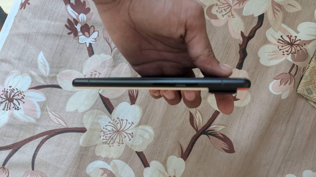 Google Pixel 6 5