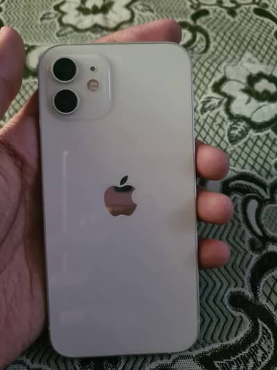 Apple iPhone 12