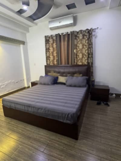 Modern Style King Size Bed