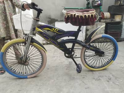 king Star cycle 6 to 10 years kids k liye