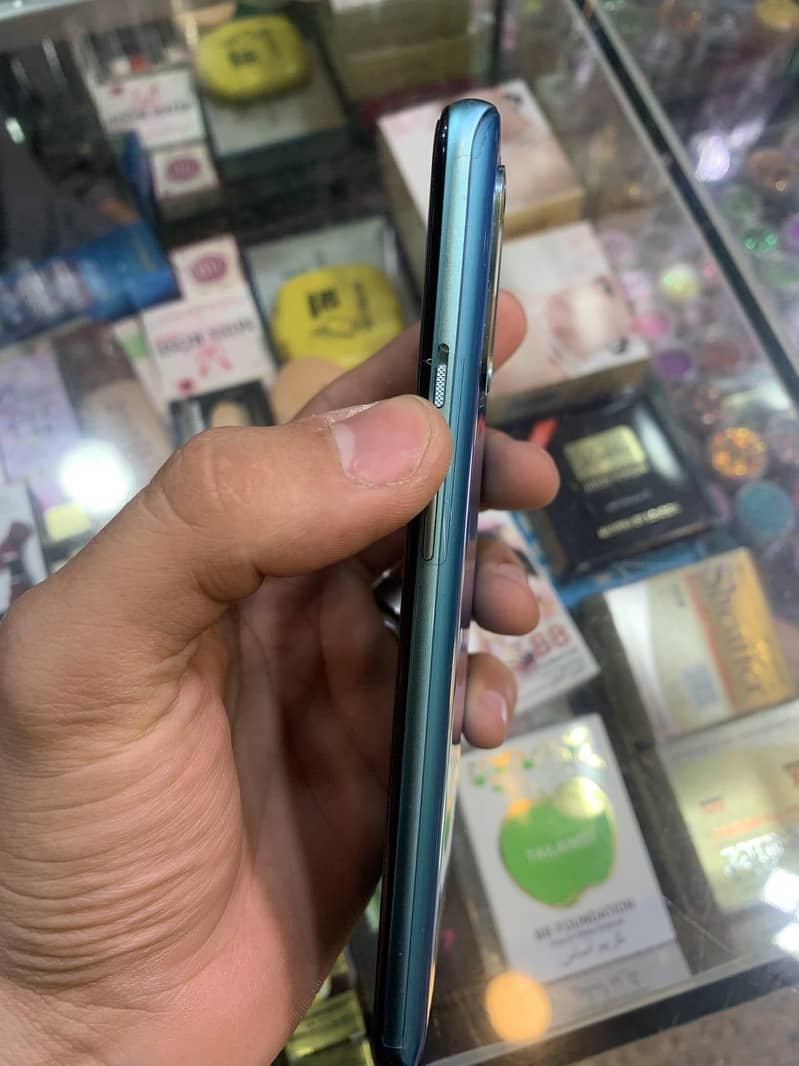 One Plus 8T 4