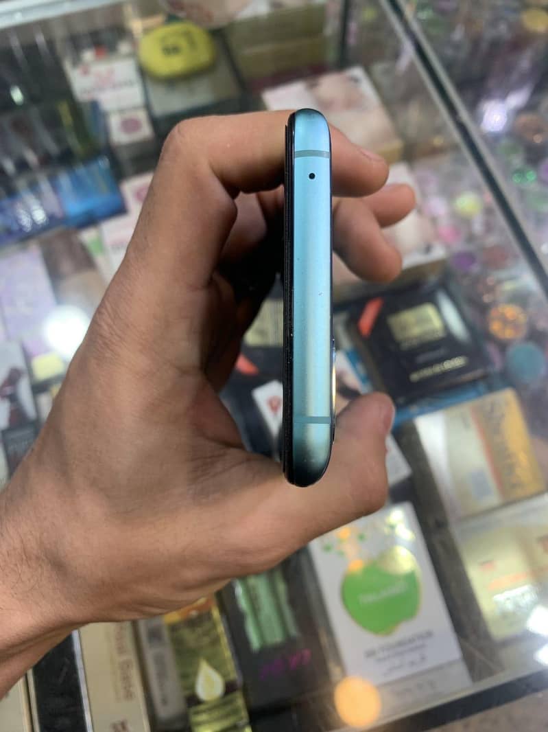 One Plus 8T 6