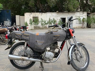 bike ma koi kaam nhi all okay ha file nhi ha only green passport book