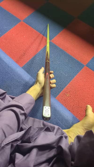BLP snooker cue