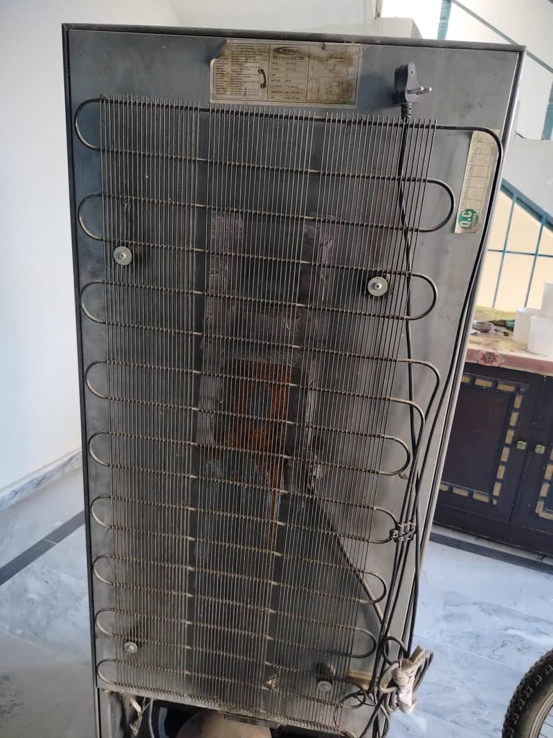 refrigerator 1