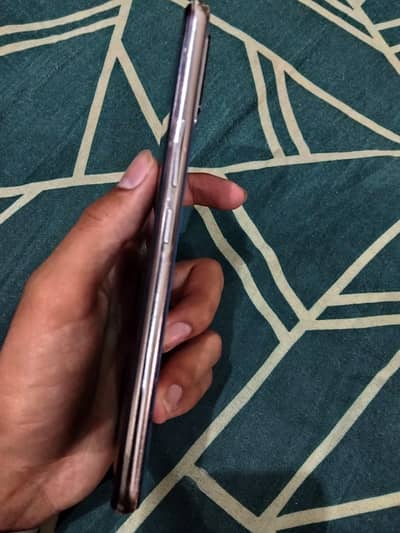 Vivo V20
