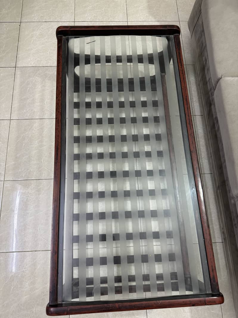 Centre Table & Divan 1