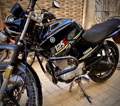 Yamaha YBR 125G | Total Genuine