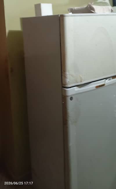 16 Cubic Ft Refrigerator