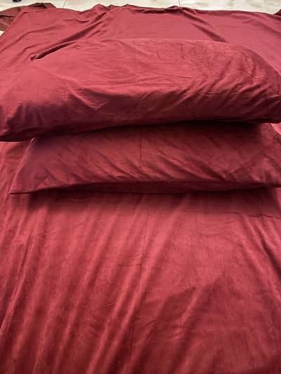 Velvet 2 Quilt Covers with two pillows