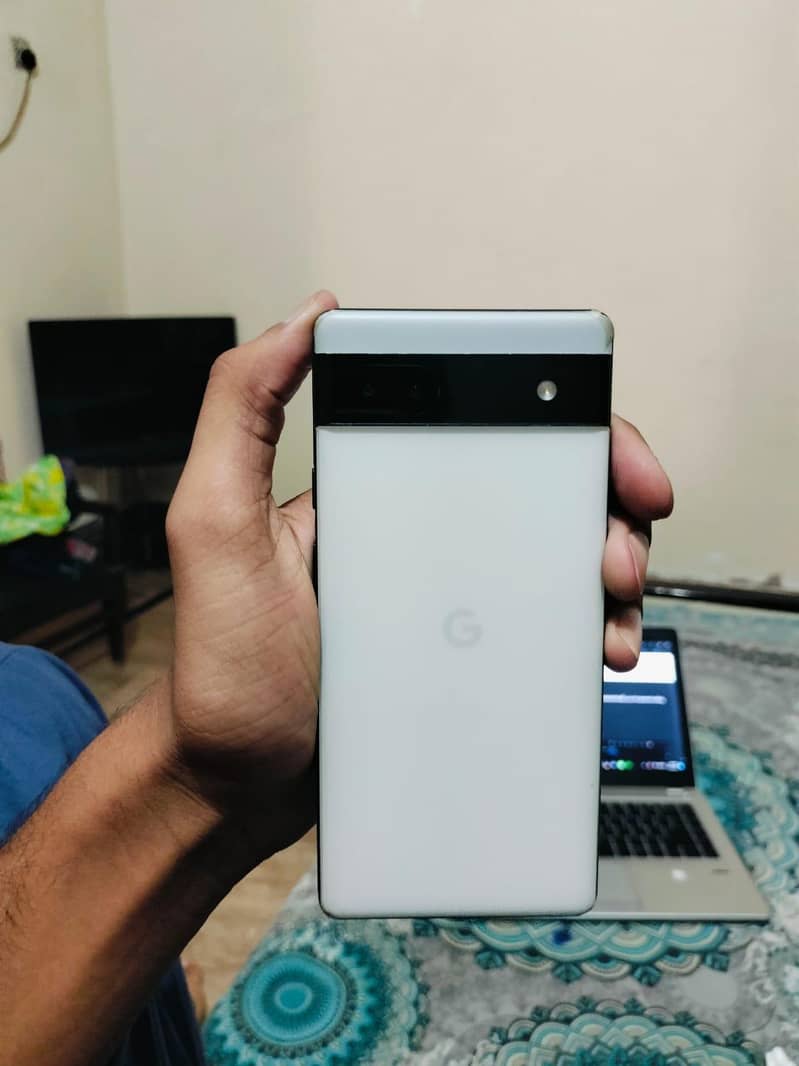 Google Pixel 6a 1