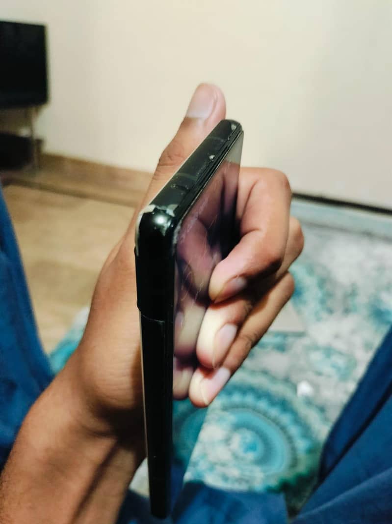 Google Pixel 6a 4
