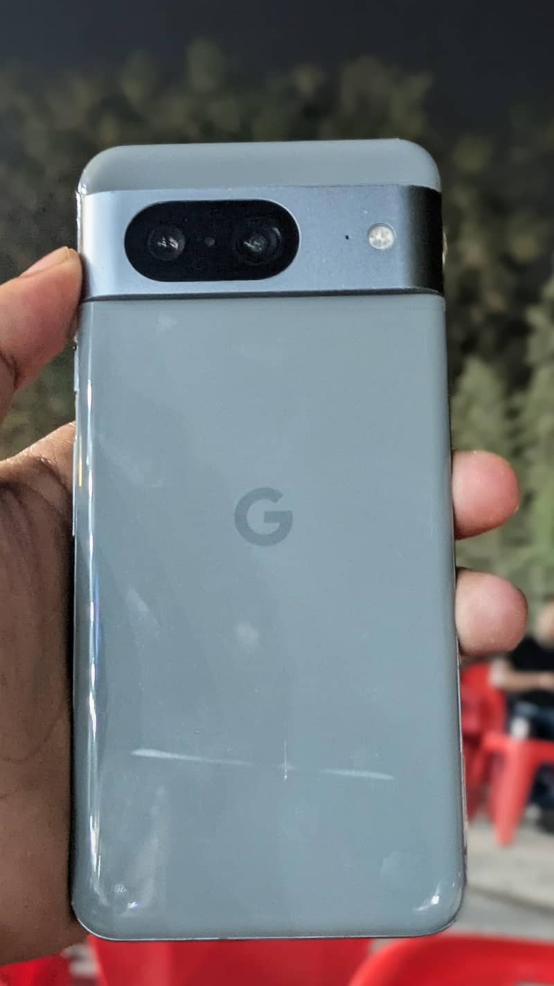 Google Pixel 8 3