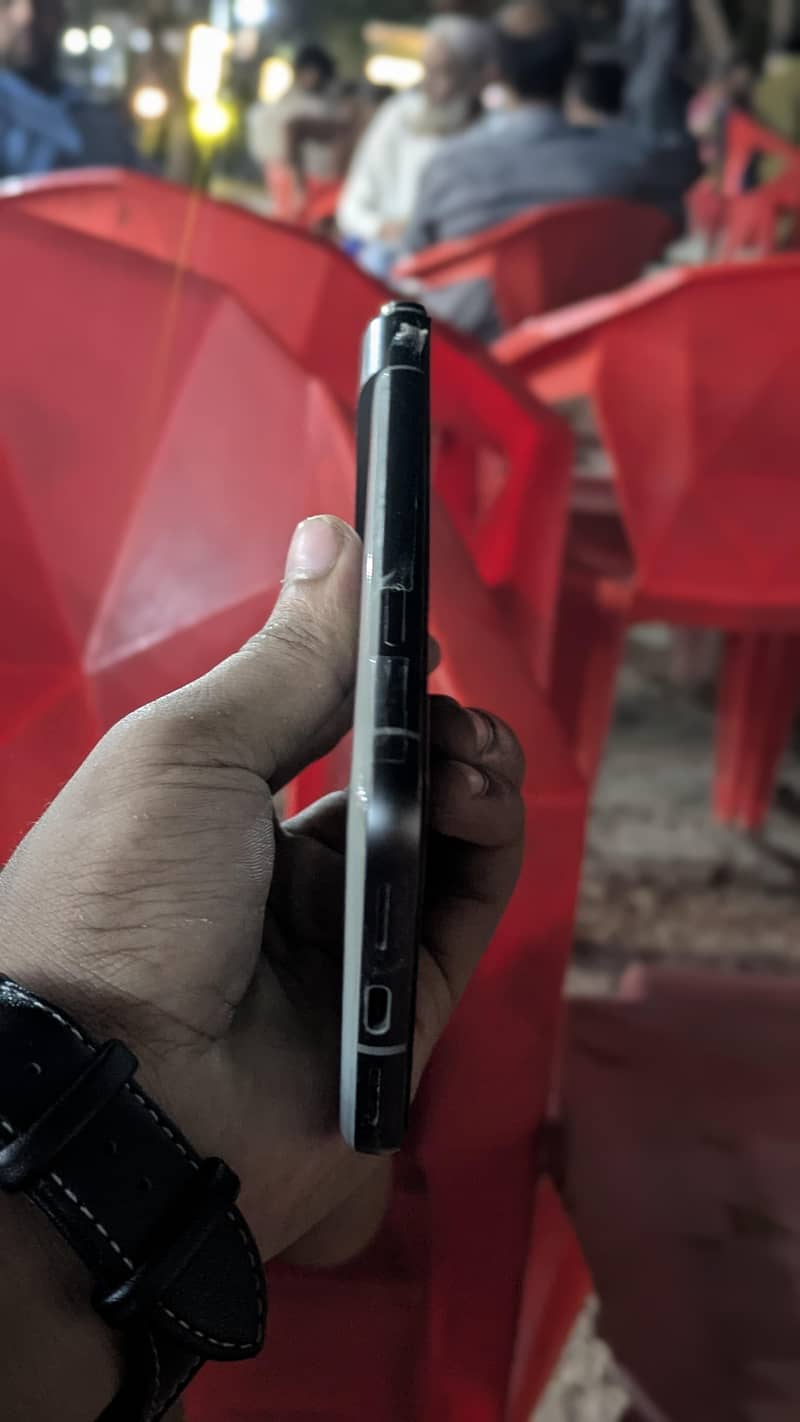 Google Pixel 8 5