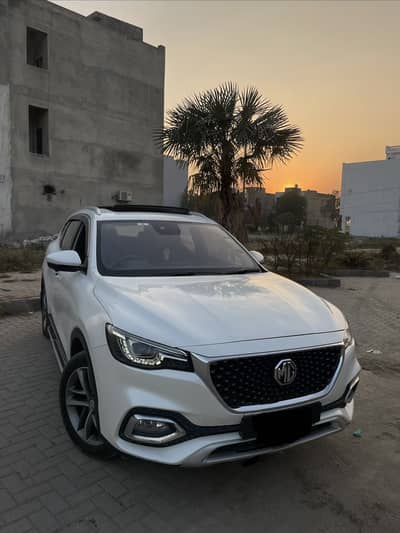 MG HS 2021