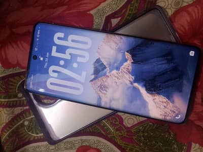 Vivo V40e(5g)  Curved display 8gb 256gb