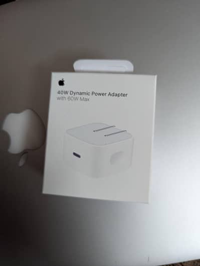 Apple 40W Dynamic Power Adapter with 60W Max