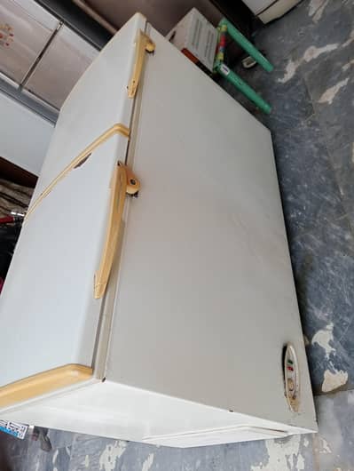 deep freezer urgent sale 0333 5258.913