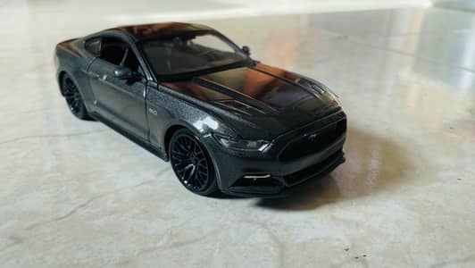 Maisto Mustang GT 1/24 Urgent Sale