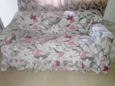 7 seven seater sofa set in excellent condition.