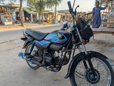 Honda Pridor model 2025/26 condition 10/10