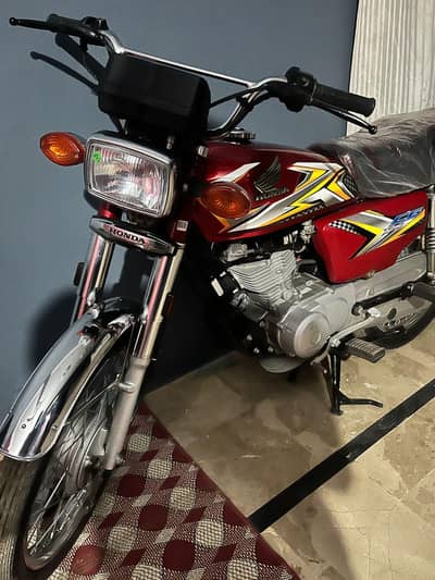 Model 2025 3rd Month Registration Running 4000km condition 10 by 10